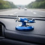 Araç İçi Güneş Enerjili Uçak Model Pervaneli Oto Parfümü – Torpido Üstü Dekoratif Koku (Mavi)